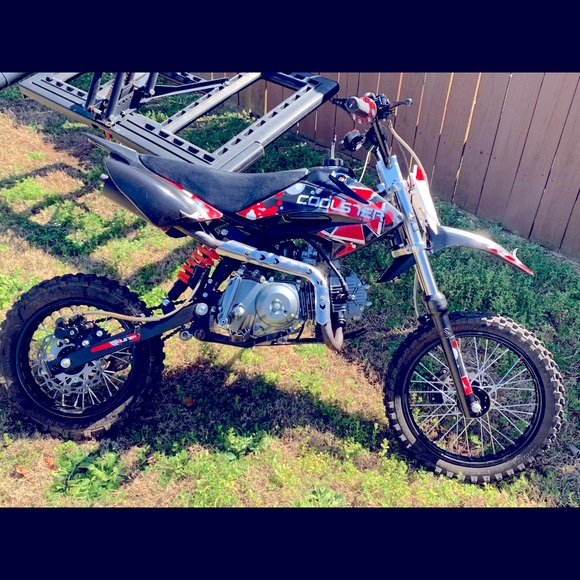 Dirt bike - Picture 1 of 1